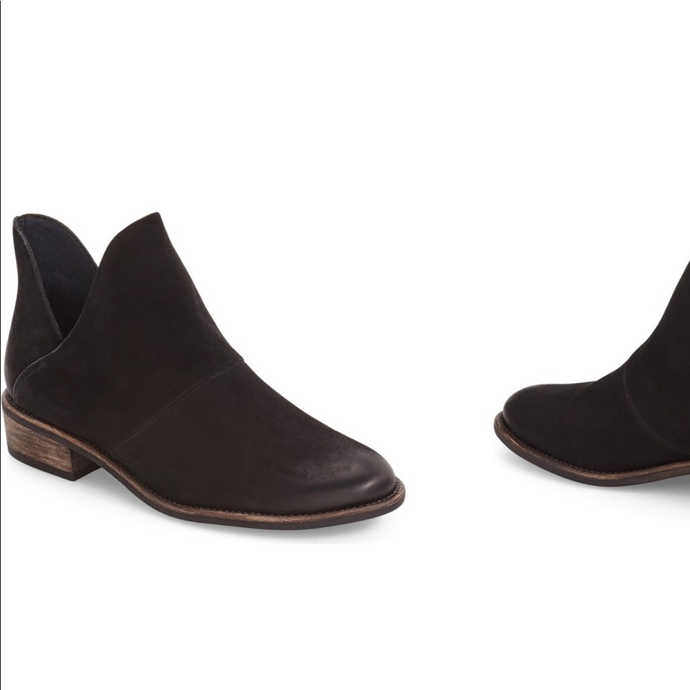 Steve Madden Will Suede Bootie